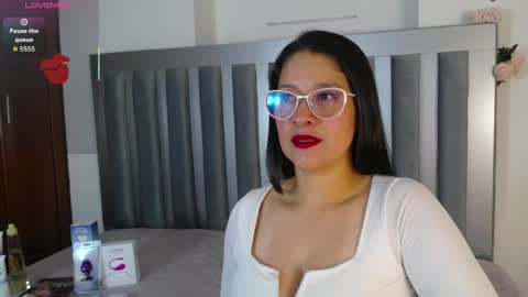 Alana  online show from April 4, 12:01 pm