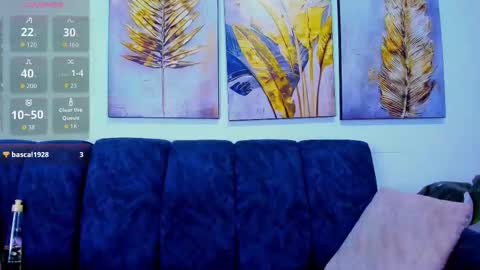 Snapshot of alana_steel_1 chatting on October 17, 12:31 pm Alana online show from October 17, 12:31 pm