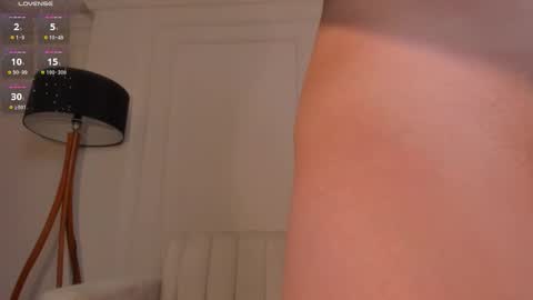 Snapshot of alanacraft chatting on October 19, 12:32 pm Alana online show from October 19, 12:32 pm