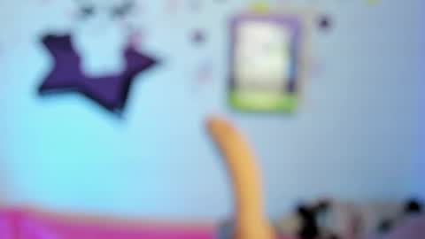 Snapshot of alanalois_ chatting on September 24, 1:45 am ALANA Please follow me online show from September 24, 1:45 am