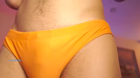 idenavarre online show from February 28, 12:21 am