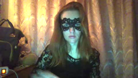 Elisa online show from March 12, 9:13 pm