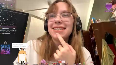 Snapshot of alanehadaller chatting on October 11, 2:43 pm Stella online show from October 11, 2:43 pm