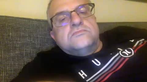 Snapshot of alankrieski1174 chatting on October 17, 10:19 am alankrieski1174 online show from October 17, 10:19 am
