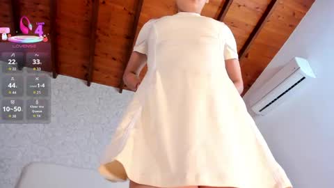 alannarouge online show from April 20, 11:57 am