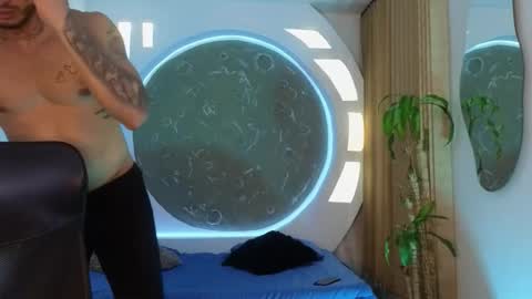 alan online show from March 8, 11:58 am