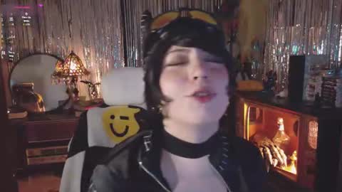 Alaska Grace       online show from June 30, 2:44 am