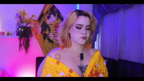 albaandthayron online show from November 15, 12:40 pm