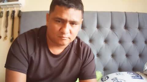 albert19891 online show from May 19, 6:37 pm