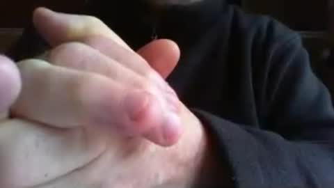 albert5616 online show from May 9, 3:07 pm