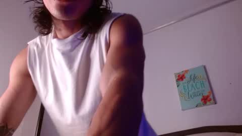 Snapshot of albertbernal69 chatting on October 11, 2:05 am Albert online show from October 11, 2:05 am