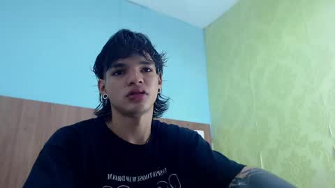 Snapshot of albertbernal69 chatting on March 10, 2:28 am Albert online show from March 10, 2:28 am