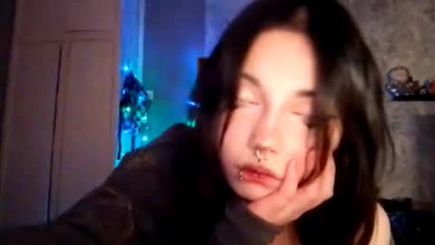 alberthamazierski online show from October 17, 5:39 pm