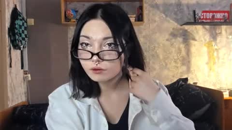 alberthamazierski online show from December 23, 7:14 am