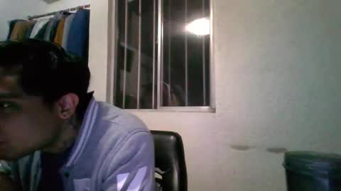 albertoarenas16 online show from April 10, 6:30 am