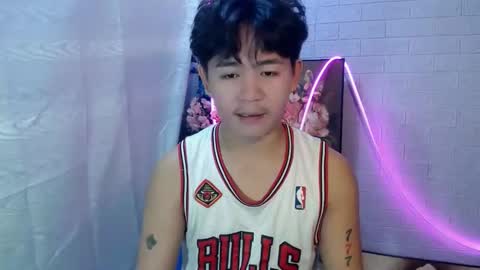 Albert online show from May 18, 2:32 am