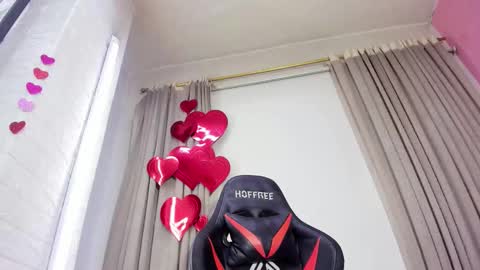 Aleja Hill online show from February 14, 6:49 am