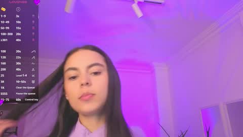 Alejandra online show from May 26, 11:27 am