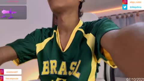 alejo_cute online show from October 7, 8:49 pm