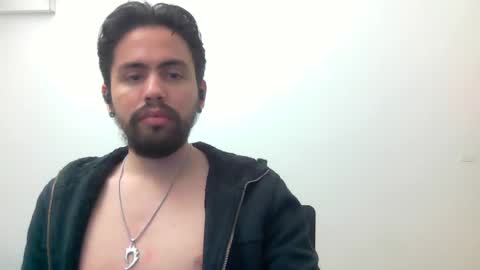 alejo_shy online show from November 13, 4:04 am
