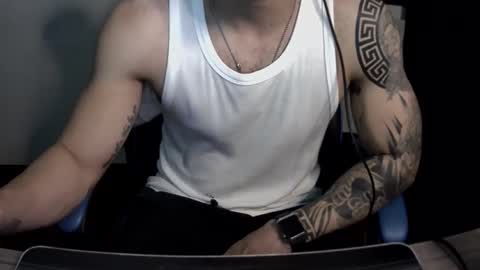 alejoduarte16 online show from December 22, 6:47 pm