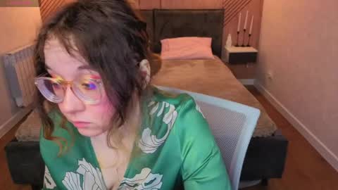 Aleks online show from May 9, 1:55 am