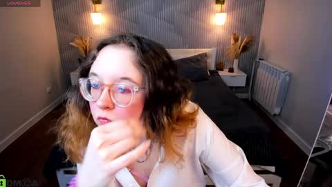 Aleks online show from April 3, 9:05 am