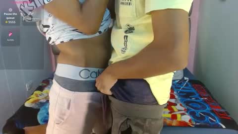 ALENDERS online show from October 11, 3:00 am