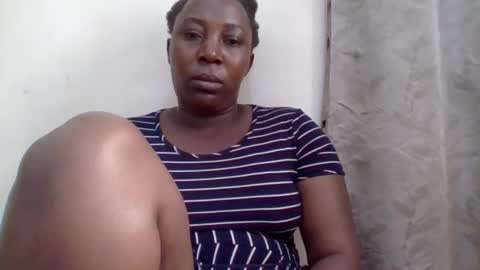 Noreen Kennth and Emilly online show from May 4, 4:57 pm