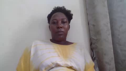 Noreen Kennth and Emilly online show from May 11, 4:37 pm