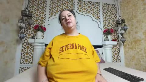 alesha_arabian_ online show from January 13, 5:04 am