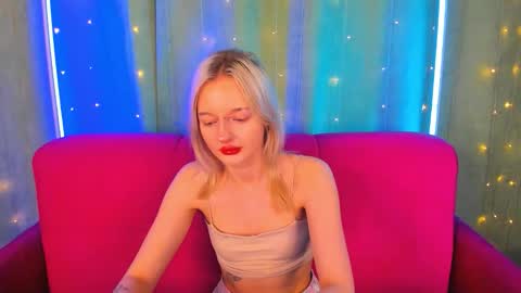 alessakiss online show from March 8, 2:15 am