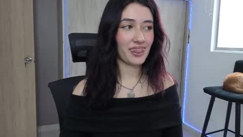 Alessandra Leblanc online show from February 2, 9:00 pm