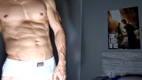 Snapshot of alessandrospain82 chatting on September 21, 4:33 pm Alessandro online show from September 21, 4:33 pm