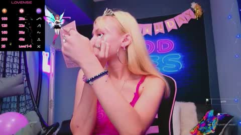 alessiacroft online show from September 22, 4:27 am