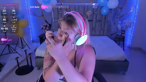 Snapshot of alessiadouce chatting on September 30, 4:23 am Alessia online show from September 30, 4:23 am