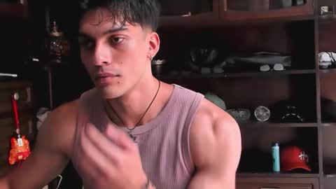 alessio Vale online show from March 12, 6:44 pm