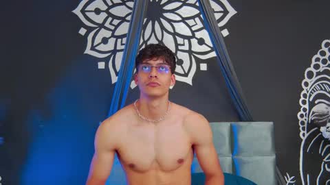 Alessio online show from January 6, 5:28 pm