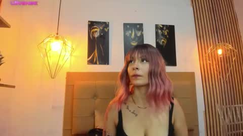 Aleszia online show from November 9, 7:05 pm