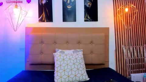 Aleszia online show from September 27, 8:50 pm