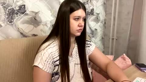 Aletta Oushen online show from February 25, 12:05 pm