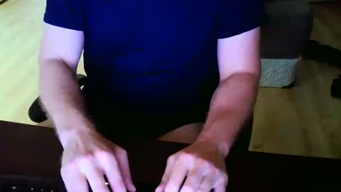 Snapshot of alex42696969 chatting on October 10, 3:12 am alex42696969 online show from October 10, 3:12 am