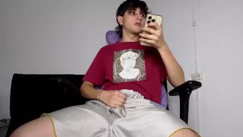 alex_connorr online show from July 29, 11:27 pm