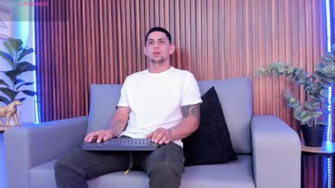 alex online show from March 5, 12:03 pm