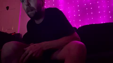 alex_essex69 online show from October 12, 1:09 am