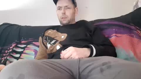 alex_essex69 online show from April 17, 9:11 am