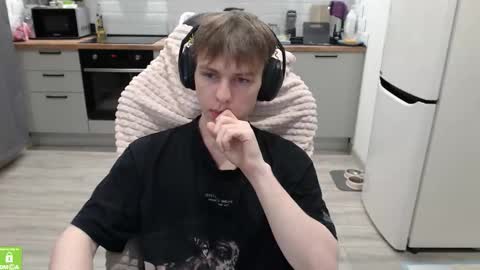 Alex online show from February 6, 1:53 am