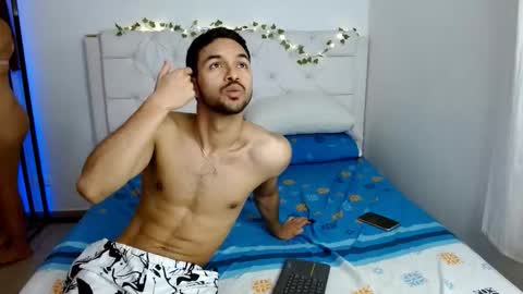 alex_jus1 online show from January 13, 2:08 am