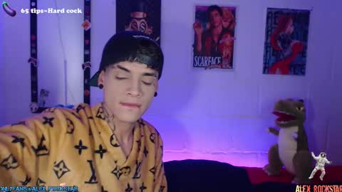 Snapshot of alex_rockstar chatting on February 20, 4:07 am online show from February 20, 4:07 am
