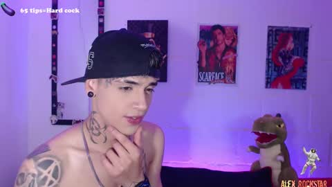 Snapshot of alex_rockstar chatting on March 8, 5:49 am online show from March 8, 5:49 am
